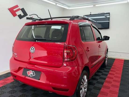 VOLKSWAGEN-FOX-1.0 MI 8V FLEX 4P MANUAL VOLKSWAGEN-FOX-2010