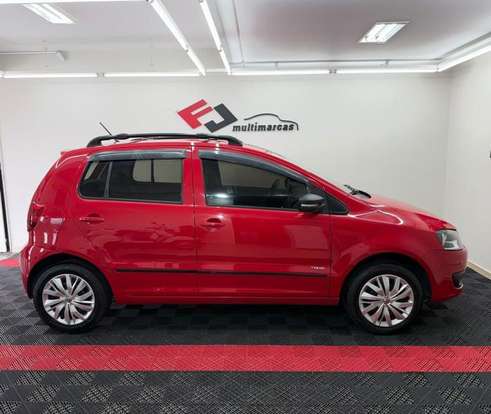 VOLKSWAGEN-FOX-2010