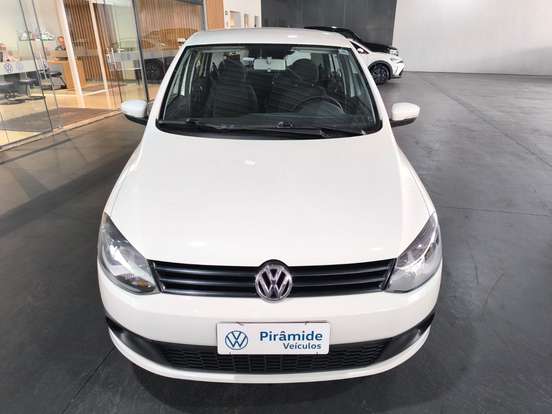VOLKSWAGEN-FOX-1.0 MI 8V FLEX 4P MANUAL VOLKSWAGEN-FOX-2014