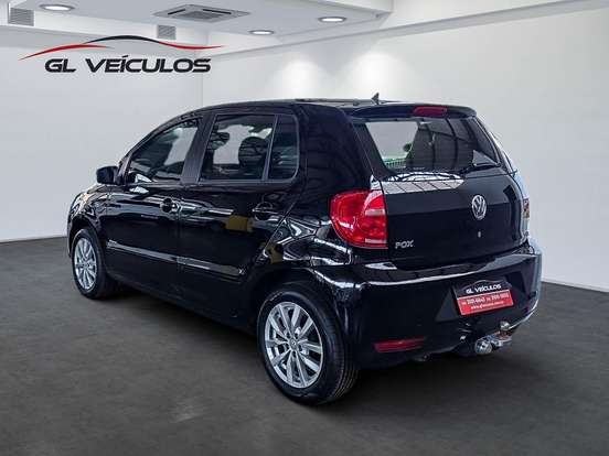 VOLKSWAGEN-FOX-1.0 MI 8V FLEX 4P MANUAL VOLKSWAGEN-FOX-2013