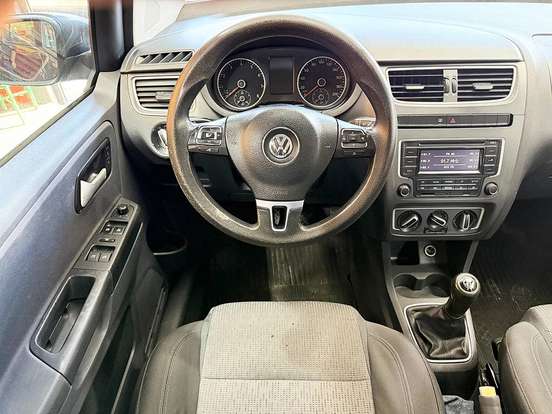 VOLKSWAGEN-FOX-1.0 MI 8V FLEX 4P MANUAL VOLKSWAGEN-FOX-2013