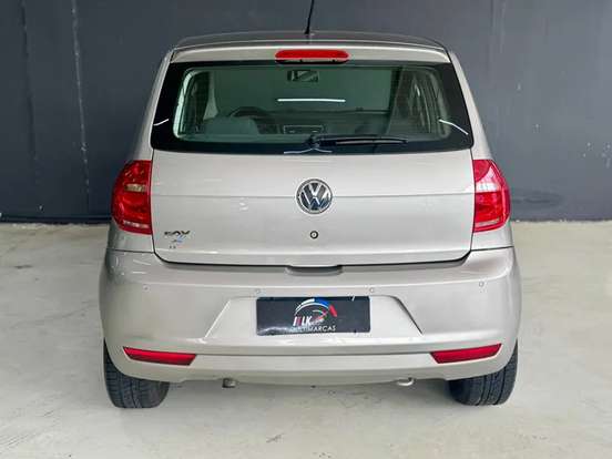 VOLKSWAGEN-FOX-2012