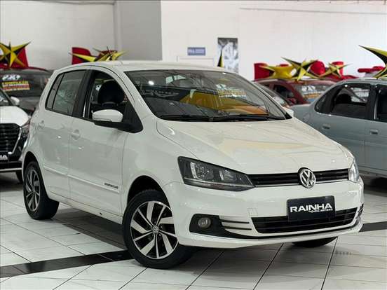VOLKSWAGEN-FOX-1.0 MI COMFORTLINE 8V FLEX 4P MANUAL VOLKSWAGEN-FOX-2015