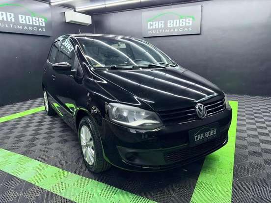 VOLKSWAGEN-FOX-1.0 MI TREND 8V FLEX 4P MANUAL VOLKSWAGEN-FOX-2010