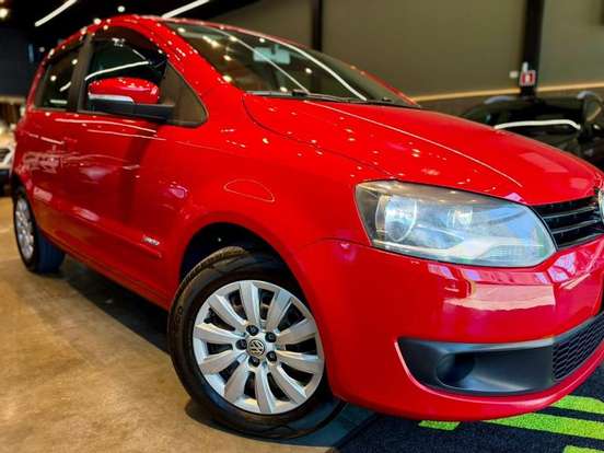 VOLKSWAGEN-FOX-1.6 MI 8V FLEX 4P AUTOMATIZADO VOLKSWAGEN-FOX-2014