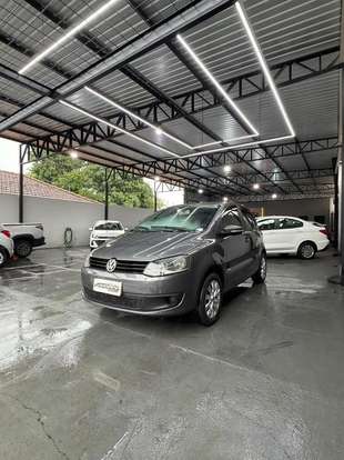 VOLKSWAGEN-FOX-2012