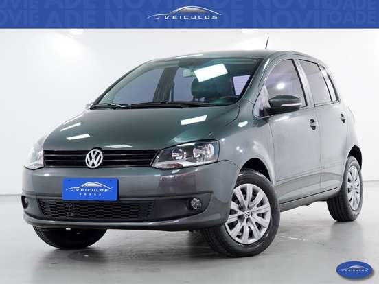VOLKSWAGEN-FOX-2013