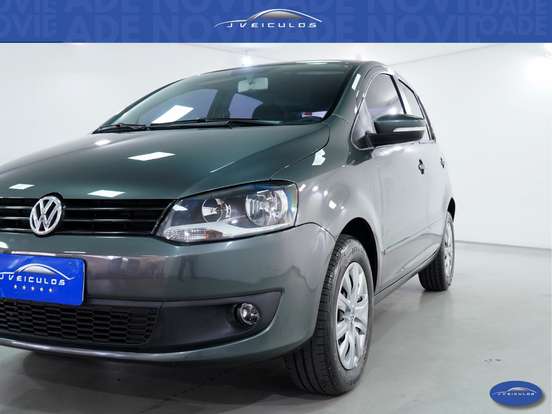 VOLKSWAGEN-FOX-2013