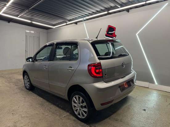 VOLKSWAGEN-FOX-1.6 MI 8V FLEX 4P MANUAL VOLKSWAGEN-FOX-2013