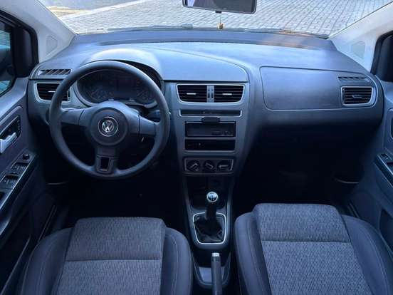 VOLKSWAGEN-FOX-1.6 MI 8V FLEX 4P MANUAL VOLKSWAGEN-FOX-2013