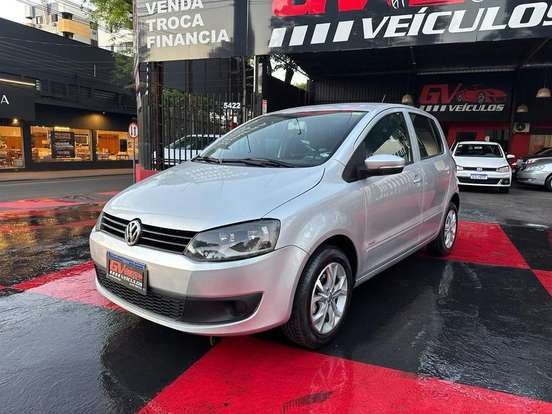 VOLKSWAGEN-FOX-2010
