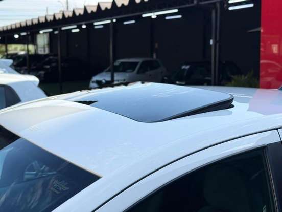 VOLKSWAGEN-FOX-2012