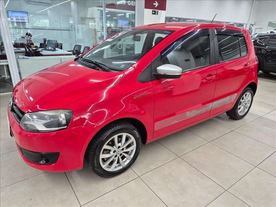 VOLKSWAGEN-FOX-2013