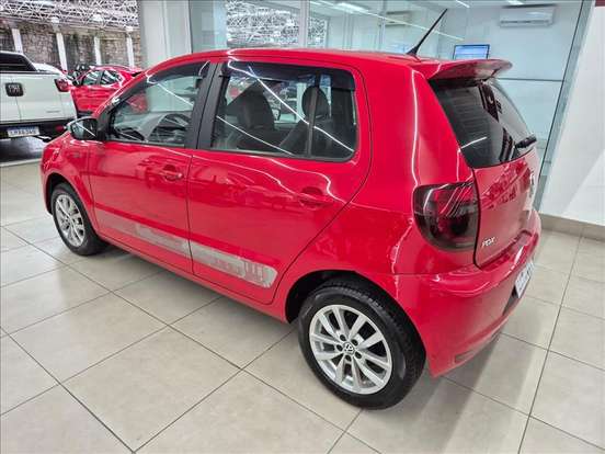 VOLKSWAGEN-FOX-2013