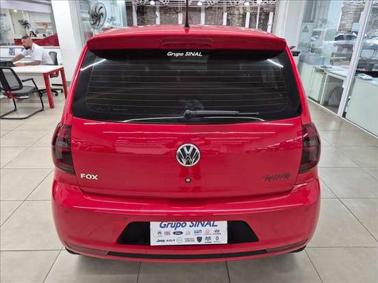 VOLKSWAGEN-FOX-1.6 MI ROCK IN RIO 8V FLEX 4P MANUAL VOLKSWAGEN-FOX-2013