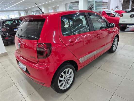 VOLKSWAGEN-FOX-1.6 MI ROCK IN RIO 8V FLEX 4P MANUAL VOLKSWAGEN-FOX-2013