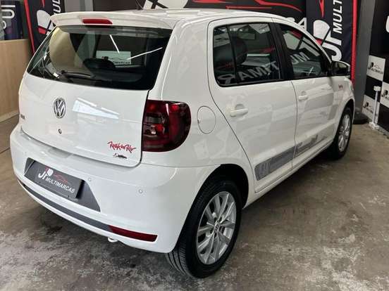 VOLKSWAGEN-FOX-1.6 MI ROCK IN RIO 8V FLEX 4P MANUAL VOLKSWAGEN-FOX-2013