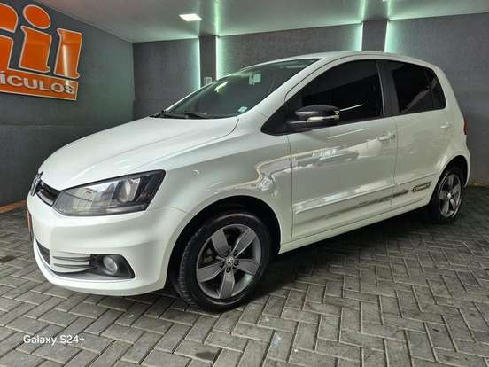 VOLKSWAGEN-FOX-2018