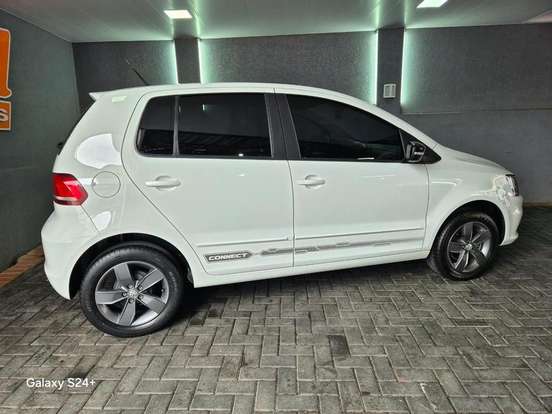 VOLKSWAGEN-FOX-1.6 MSI COMFORTLINE 8V FLEX 4P AUTOMATIZADO VOLKSWAGEN-FOX-2018