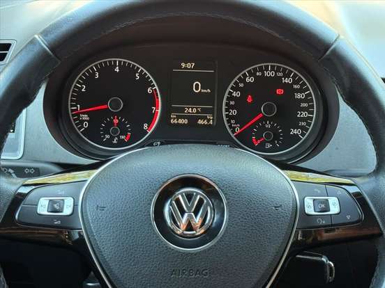 VOLKSWAGEN-FOX-1.6 MSI COMFORTLINE 8V FLEX 4P MANUAL VOLKSWAGEN-FOX-2016