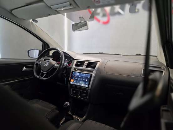 VOLKSWAGEN-FOX-1.6 MSI COMFORTLINE 8V FLEX 4P MANUAL VOLKSWAGEN-FOX-2017