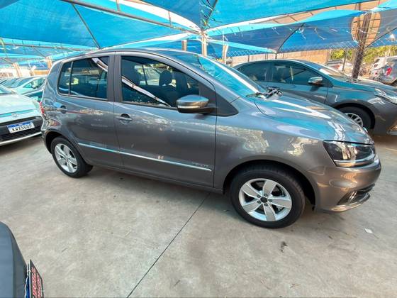 VOLKSWAGEN FOX 1.6 MSI HIGHLINE 16V FLEX 4P MANUAL