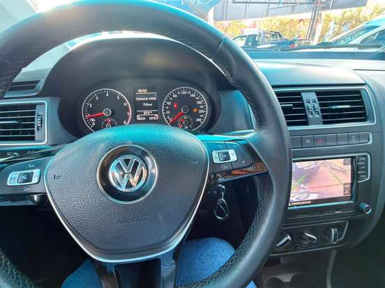 VOLKSWAGEN-FOX-1.6 MSI HIGHLINE 16V FLEX 4P MANUAL VOLKSWAGEN-FOX-2017