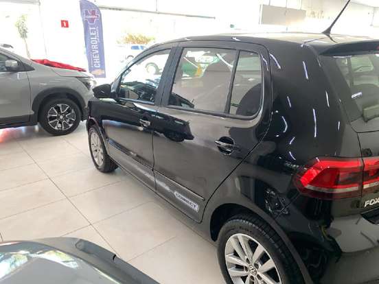 VOLKSWAGEN-FOX-1.6 MSI TOTAL FLEX CONNECT 4P I-MOTION VOLKSWAGEN-FOX-2018