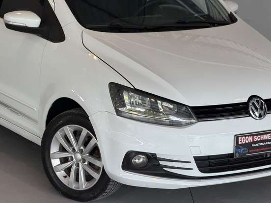 VOLKSWAGEN-FOX-1.6 MSI TOTAL FLEX CONNECT 4P I-MOTION VOLKSWAGEN-FOX-2019