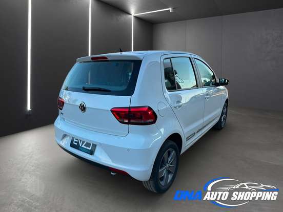VOLKSWAGEN-FOX-1.6 MSI TOTAL FLEX CONNECT 4P MANUAL VOLKSWAGEN-FOX-2021