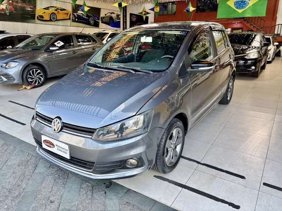 VOLKSWAGEN-FOX-2018