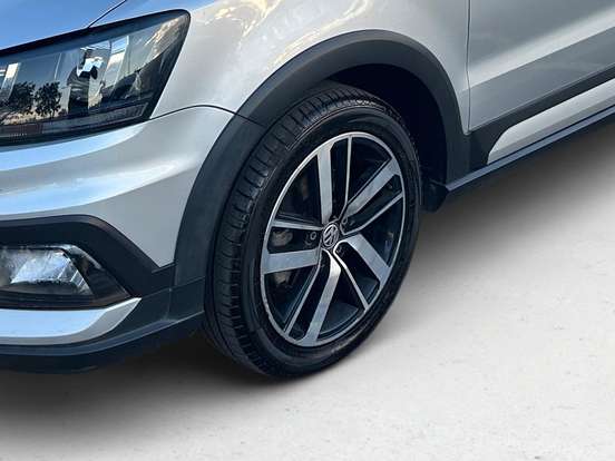 VOLKSWAGEN-FOX-1.6 MSI TOTAL FLEX XTREME 4P MANUAL VOLKSWAGEN-FOX-2019