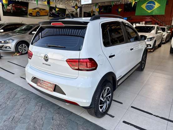 VOLKSWAGEN-FOX-2019