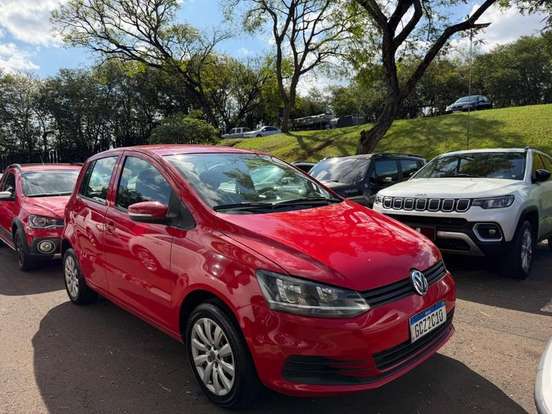 VOLKSWAGEN-FOX-2015