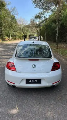 VOLKSWAGEN-FUSCA-2012