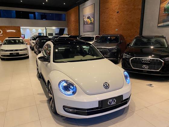 VOLKSWAGEN FUSCA 2.0 TSI 16V GASOLINA 2P AUTOMÁTICO