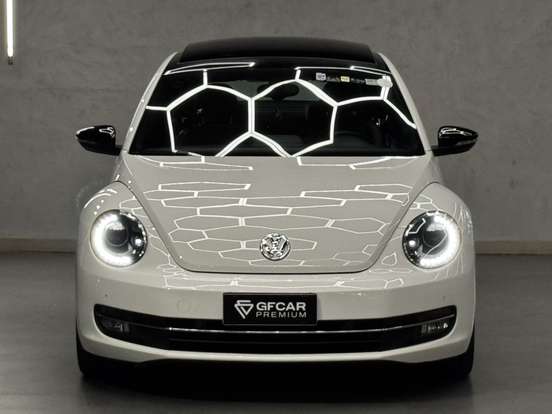 VOLKSWAGEN-FUSCA-2012
