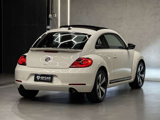 VOLKSWAGEN-FUSCA-2012