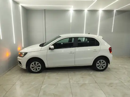VOLKSWAGEN-GOL-2020