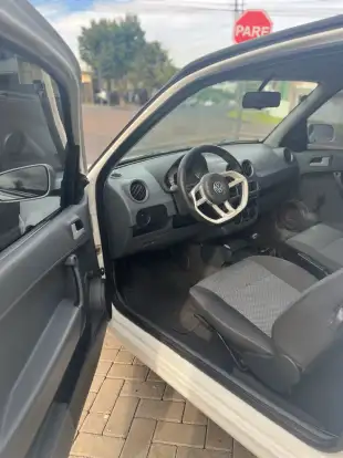 VOLKSWAGEN-GOL-2013