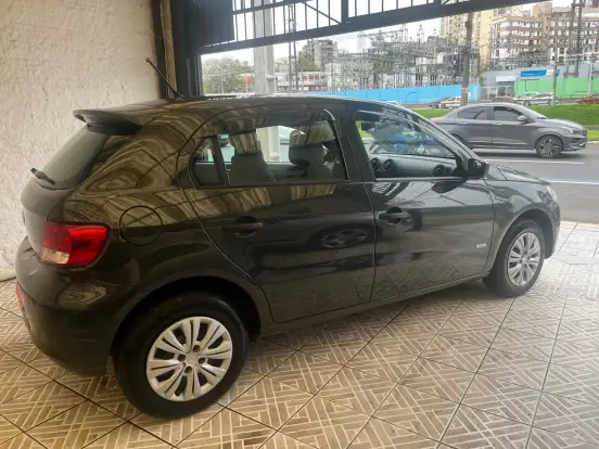VOLKSWAGEN-GOL-2009