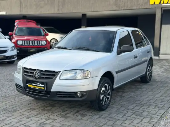 VOLKSWAGEN-GOL-2005