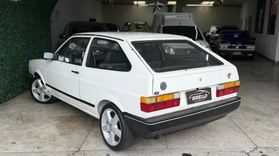 VOLKSWAGEN-GOL-1993