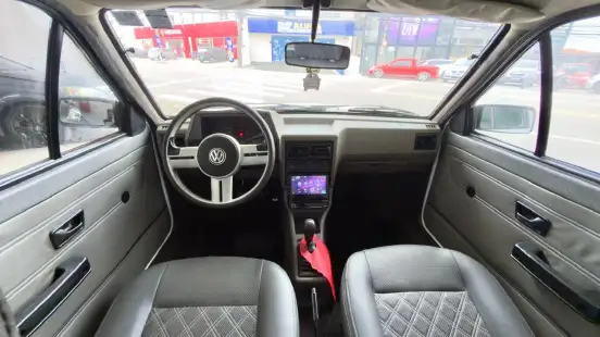 VOLKSWAGEN-GOL-1993