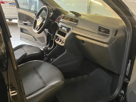 VOLKSWAGEN-GOL-1.6 MSI TOTALFLEX TRENDLINE 4P MANUAL VOLKSWAGEN-GOL-2017