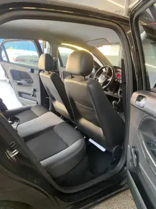 VOLKSWAGEN-GOL-2017