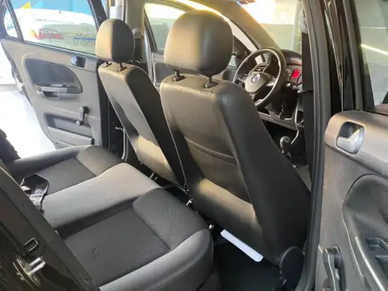 VOLKSWAGEN-GOL-1.6 MSI TOTALFLEX TRENDLINE 4P MANUAL VOLKSWAGEN-GOL-2017