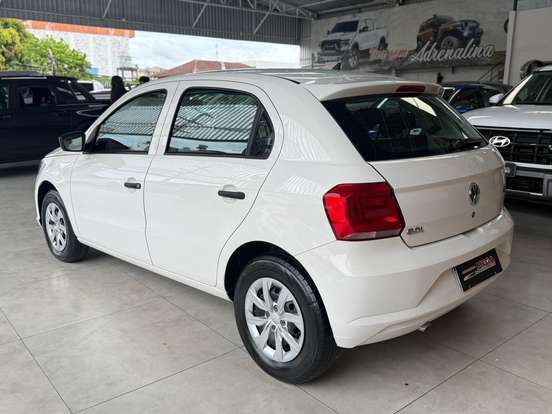 VOLKSWAGEN-GOL-2021