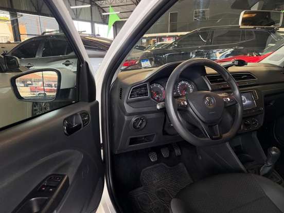 VOLKSWAGEN-GOL-2019