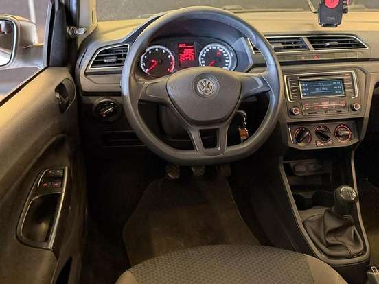 VOLKSWAGEN-GOL-2022